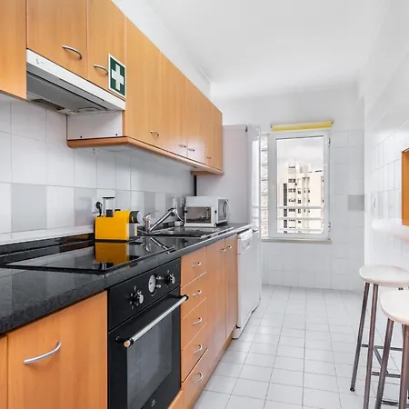 Appartement Lisboa, Cidade, Elegant With Air Cond, Free Wifi And Near Metro, By Ig Lissabon